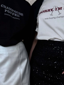 T-shirt grafica ampia da donna stile americano con gonne metalliche e di paillettes