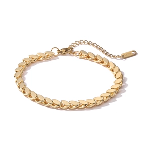 18K gold plated stainless steel leaf link bracelet with lobster clasp and adjustable chain