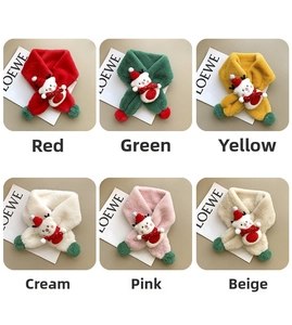 Vue détaillée d'écharpes en peluche pour enfants avec rennes 3D en six couleurs variées