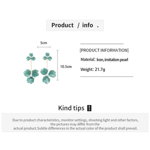 Size chart showing green flower pearl earrings with dimensions 5cm width and 10.5cm height