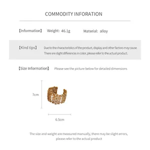 Detailed size chart for vintage hollow pattern bangle showing 7cm height and 6.5cm diameter