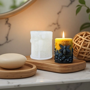 3D Bee and Honeycomb Silicone Candle Mold for DIY aromatherapy and crafts
