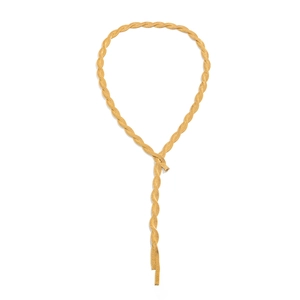 Detailansicht der goldenen Y-Halskette mit gewebter Schlangenkette und langen Quasten