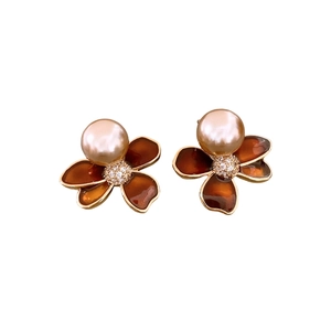 Elegant gold plated flower earrings with brown oil drip petals and center pearls