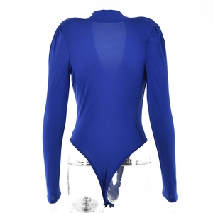 Rückansicht blauer langärmeliger Damen-Body mit Stehkragen aus glattem Synthetikgewebe