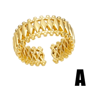 Fashionable geometric 18K gold plated open ring with 3D diamond-shaped punk design
