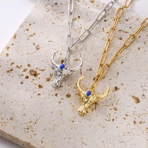 Retro Bull Head Pendant Necklace Copper Eighteen Karat Gold Plated Micro Set Zirconia Drip Oil O-Chain Women Fashion Jewelry