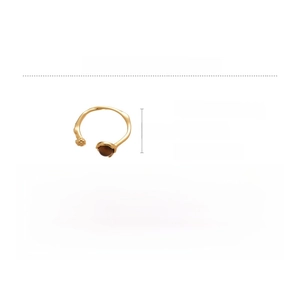 Detail view of 18k gold plated tiger eye ring with copper flower and size parameters
