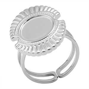 Detailed macro view of the ruffled round disc and double hollow open band ring