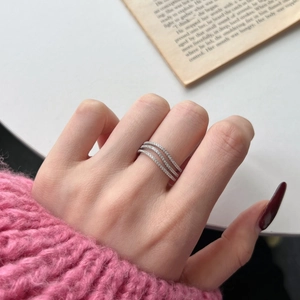 Exquisite S925 sterling silver multi-layer wave ring with zircon pave on model hand