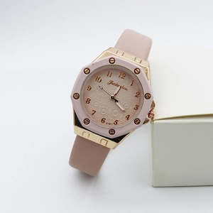 Montre Bracelet À Quartz Pour Femmes Cadran À Relief Floral Lunette Octogonale Boîtier En Alliage Bracelet En Similicuir