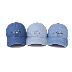 Vintage gewaschene Denim-Baseballkappen mit New York City-Stickerei in drei Blautönen
