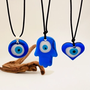 Colliers Œil de protection avec pendentifs ronds, cœur et main de Fatma bleu cobalt