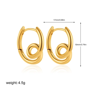 Detail view of gold 18K spiral twisted earrings with precise dimension and weight labels