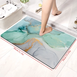 Dettaglio del tappeto bagno 80x50cm effetto marmo, assorbente e antiscivolo moderno