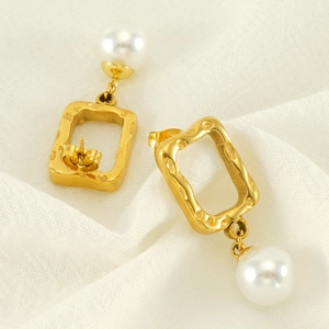 Fashionable gold stainless steel rectangular earrings with pearls and hammered texture