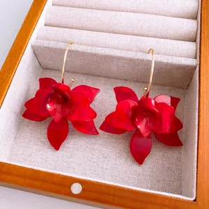 Boucles D'Oreilles Fleurs En Résine Rouge Avec Tige En Argent Sterling 925 Bijoux Déclaration Florale 3D Pour Femmes Mode Tendance