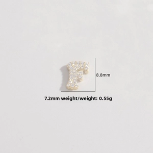 Macro shot of S925 silver letter F pendant with pavé cubic zirconia and 8.8mm dimensions