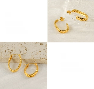 Detail view of gold-plated twisted rope texture on these C-shaped vintage earrings
