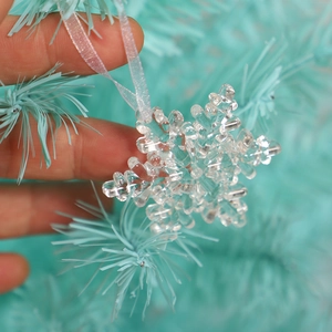 Transparent acrylic snowflake ornament with ribbon for Christmas tree decoration