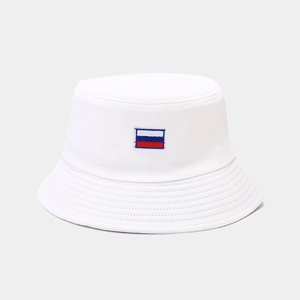 Chapeau de soleil blanc en coton avec écusson du drapeau russe pour loisirs