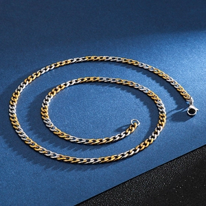 Collier gourmette bicolore or et argent en acier inoxydable avec fermoir mousqueton