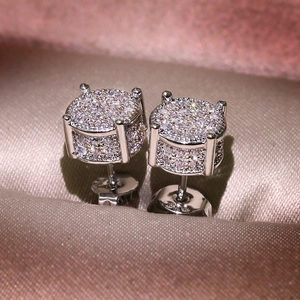 Detailed close-up of S925 sterling silver stud earring with micro-paved cubic zirconia