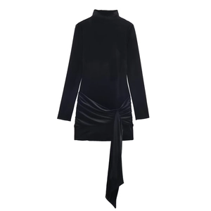Elegante Vestito Mini In Velluto Nero Arricciato Collo Alto Maniche Lunghe Asimmetrico Da Festa Per Donna