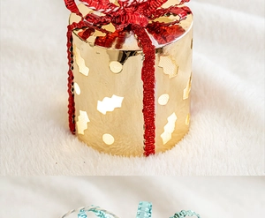 Christmas glowing hanging ornament holiday tree decoration fine detail product showcase view