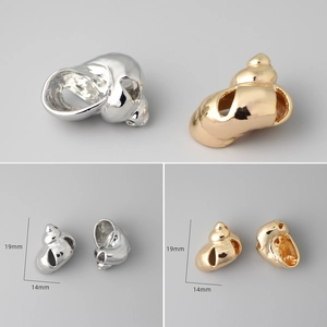 Conch shell jewelry charms in gold and silver finish, size dimensions 19mm by 14mm