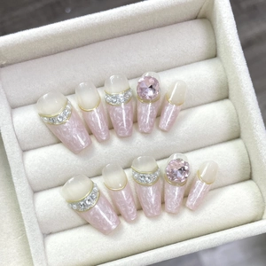 Pink marble press-on nails with luxury gold foil and rhinestones in velvet box