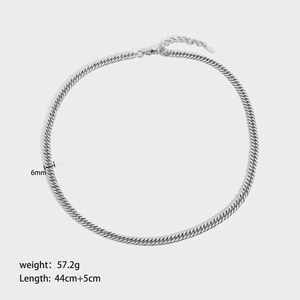 Detailed view of 6mm thick stainless steel Cuban link chain with size and weight specs