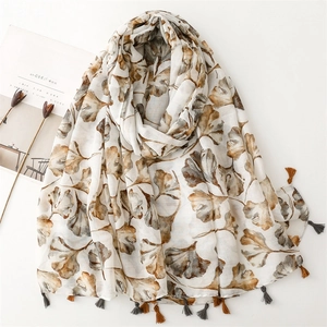 Ginkgo Leaf Print Scarf Elegant Bali Yarn Shawl With Tassels For Sun Protection Travel Photography Women Retro Style