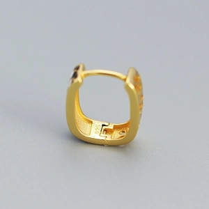 Golden checkerboard enamel U-shaped huggie earrings in S925 silver finish