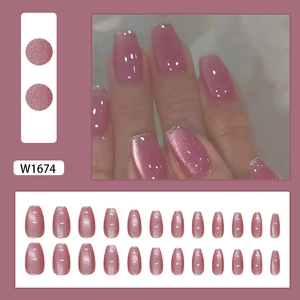 Katzenauge-Nagelset in Altrosa mit feinem Glitzer, 24 Stück in eleganter Sargform