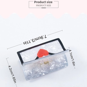 Detailed dimension guide showing 7.9cm length and 4.1cm height of the acetate hair claw