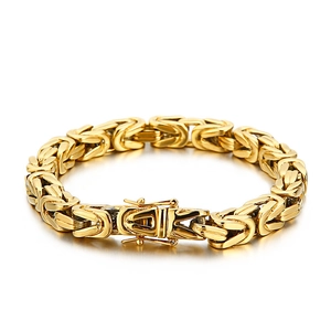 Bracelet byzantin 8mm en acier inoxydable doré avec maillons en V et fini poli