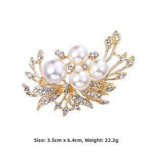 Detail view of pearl flower brooch with 3.5cm by 6.4cm size and 22.2g weight specs