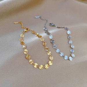 Bracciali a catena in acciaio inossidabile con ciondoli a disco solare in oro e argento