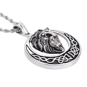 Hip hop lion head pendant necklace in stainless steel with sun motif and rope chain