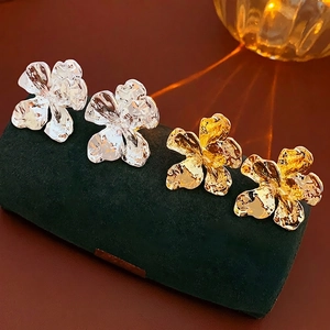 Vintage Flower Stud Earrings With Silver Earring Post Alloy Textured Floral Petal Jewelry For Women French Chic Style