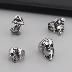 Anelli teschio punk gotico per uomo in acciaio inossidabile argento vintage