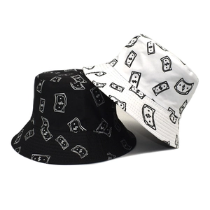 Bucket Hats in Schwarz und Weiß mit Allover-Geldmuster für den Streetstyle-Look