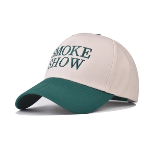 Casquette de baseball bicolore beige et vert forêt avec broderie SMOKE SHOW