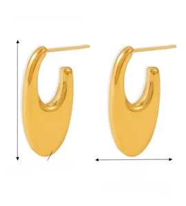 Detailed view of U-shaped gold-plated stainless steel earrings with size measurements