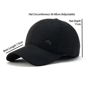 Herren Winter-Basecap aus schwarzem Twill-Stoff mit Berg-Metalllogo und verstellbarer Größe