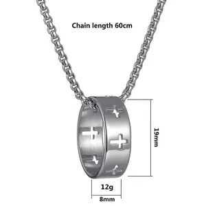 Halskette mit hohlgekreuztem Zylinderanhänger aus Edelstahl und 60 cm langer Kette