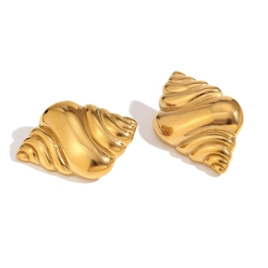 Creative 18K gold plated stainless steel seashell stud earrings for women with high gloss