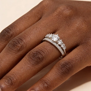 Elegant Crown Alloy Ring With Sparkling Rhinestones Adjustable Open Finger Ring Fashion Jewelry For Women