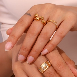 18K gold plated stainless steel open ring set with sparkling zirconia on hand